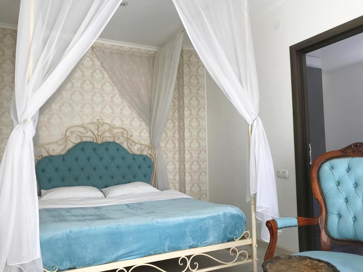Romantic Apartments - Центр Львова , З Видом На Місто Екстериор снимка